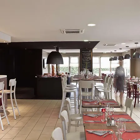 Campanile Hotel 3*
