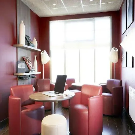 Campanile Hotel 3*